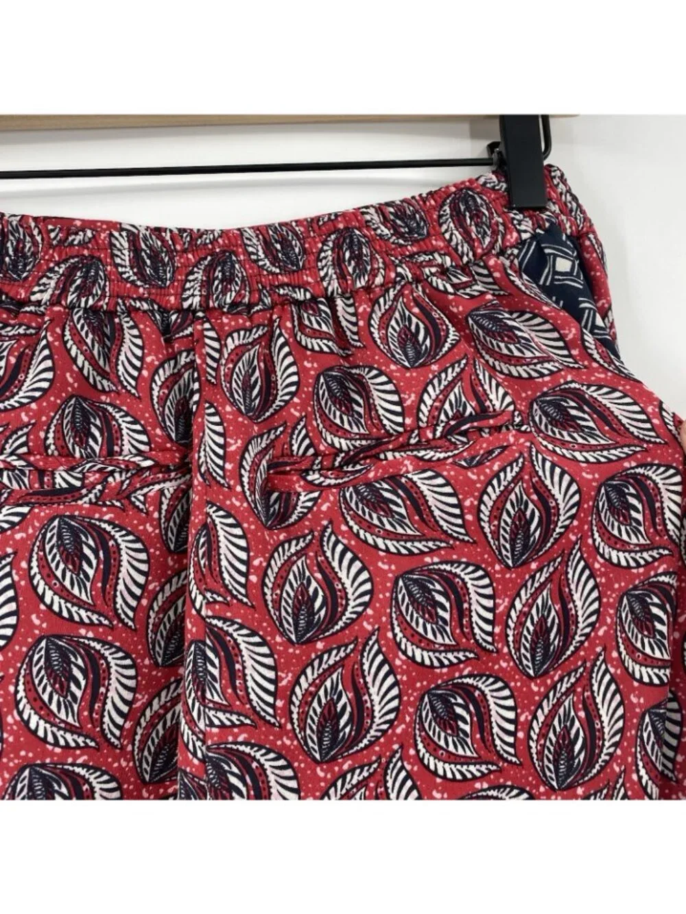 ETT:TWA Anthropologie Women's XS Pants Pull On Ankle Red Paisley Motif Boho